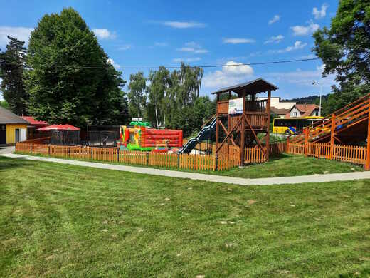 Gibon park u koupaliště v Rožnově pod Radhoštěm