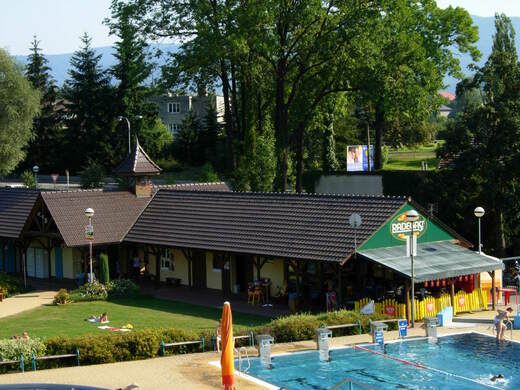 Hlavní budova Aquaparku Frenštát