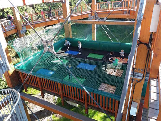 Trampolínové hřiště na Stezce Valaška